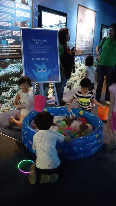 World Oceans Day Pick that Up!