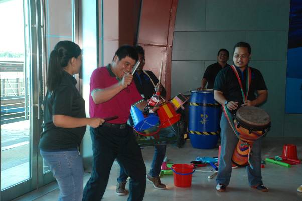 World Oceans Day junk band enthusiastic guest
